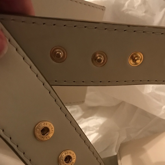 100% AUTHENTIC STELLA MCCARTNEY TRIO BELT IVORY - Picture 3 of 5