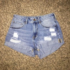 Bullhead high-rise jean shorts from Pacsun