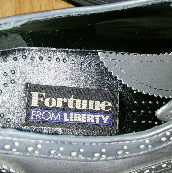 Listing moved ---> @shybuggy Men's gray shoes - Picture 4 of 5