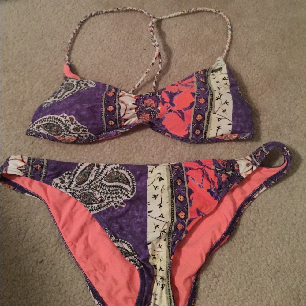 O'Neil Paisley "Y" Back Bikini Set