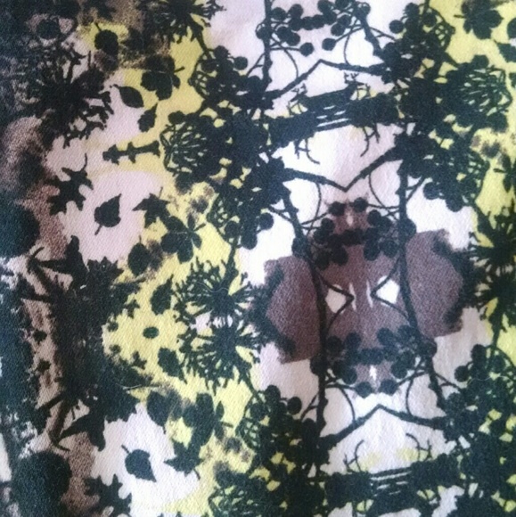 Vera Wang Unique Patterned Skinny Jeans - Picture 5 of 6