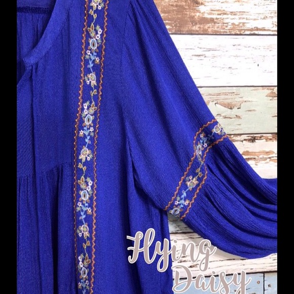 Plus Size Embroidered Tunic Boho Top XL 1X 2X Blue - Picture 2 of 3