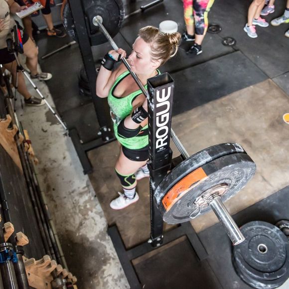 Meet your Posher, Danielle - Picture 1 of 1