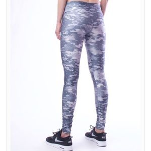 Emily Hsu Designs Graphite Warrior Yoga Leggings