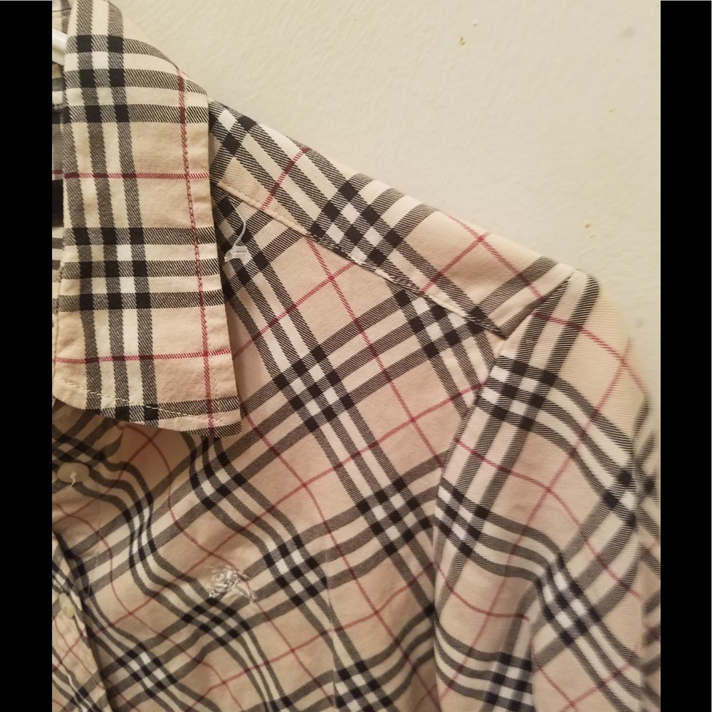 !HOST PICK Burberry cotton shirt decided  to keep - Picture 3 of 8