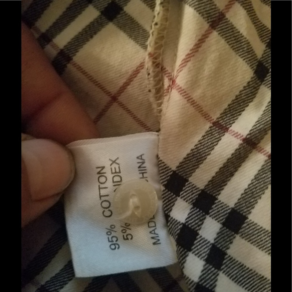 !HOST PICK Burberry cotton shirt decided  to keep - Picture 8 of 8