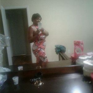 Meet your Posher, Cara