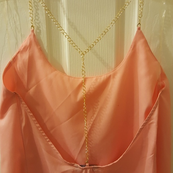 Back less  top - Picture 4 of 4