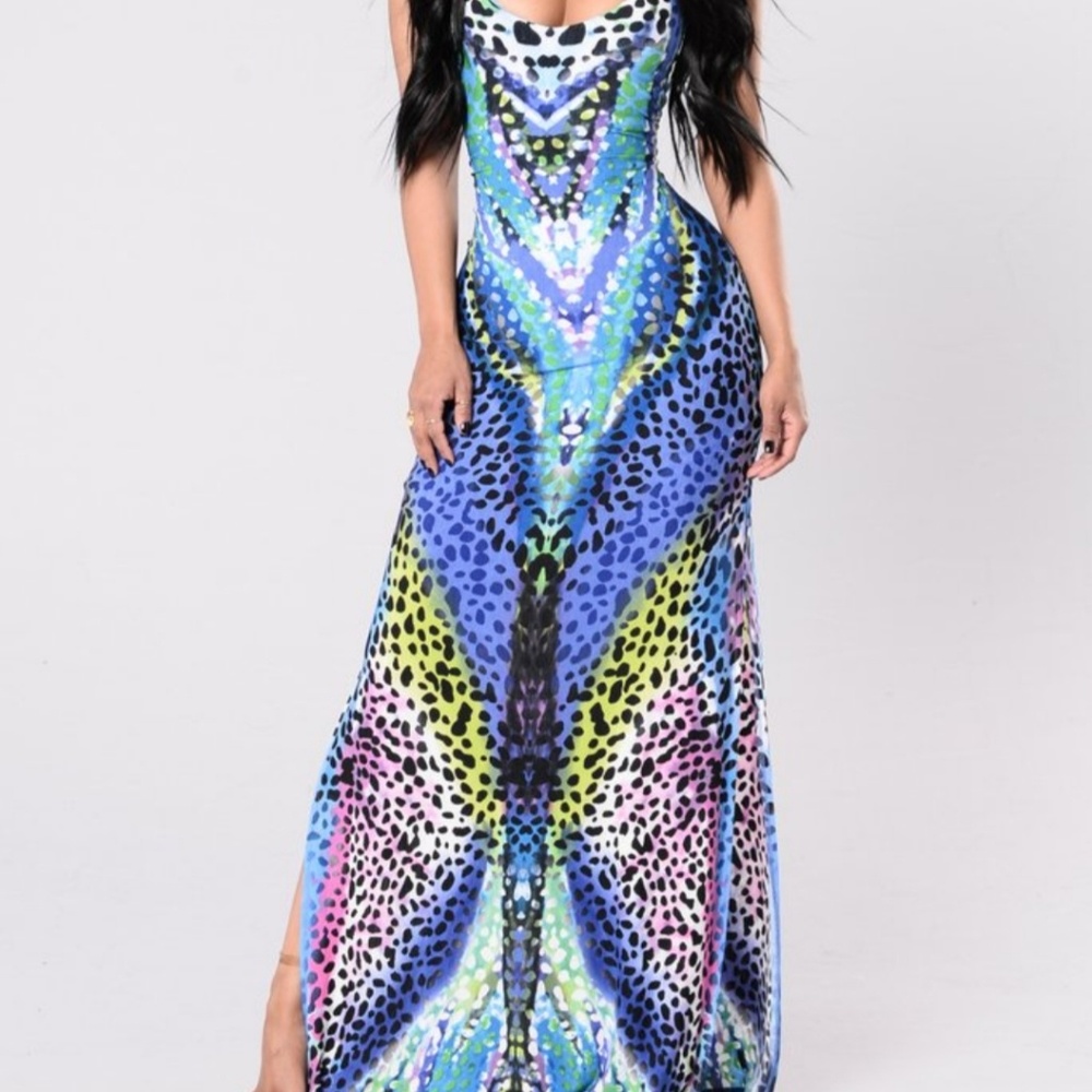 Like new Fashion Nova maxi dress