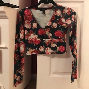 Floral long sleeve crop top