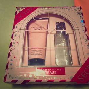 Victoria's Secret fragrance lotion