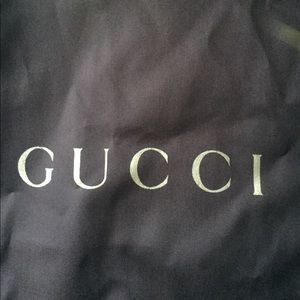 Meet your Posher, Nicholas