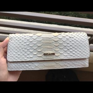 Coach soft skinny wallet in leather - women's