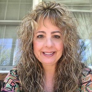 Meet your Posher, Brenda