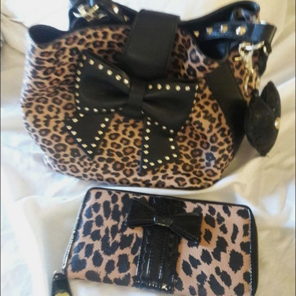 ORIGINAL BETSEY LOT