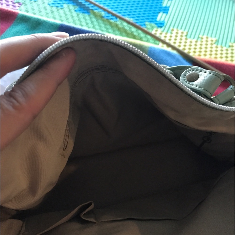 Hand bag - Picture 3 of 3