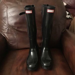 Women's Black Hunter Boots (wide calf)