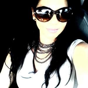 Meet your Posher, Catherine