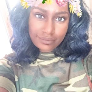 Meet your Posher, Tiffany
