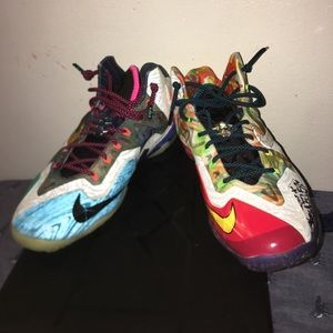 Lebron XI premium What The