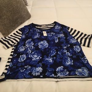 Gap Floral Tee