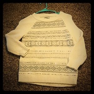 Quarter length sleeve sweater