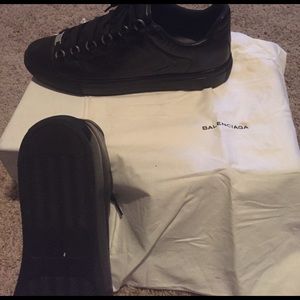 Balenciaga Arena men Black size ... or 10.5