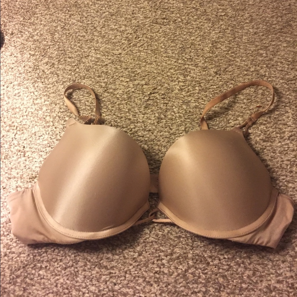 Victoria's Secret Bombshell 36B Nude