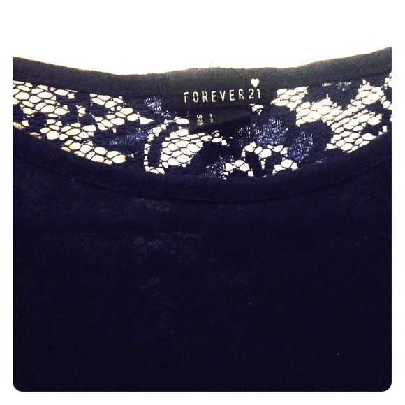 Forever 21 Top - Picture 1 of 3