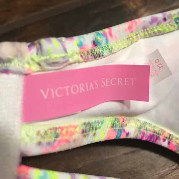 ORIGINAL VS BATHING SUIT TOP BNIB ✋🏼 PRICE FIRM - Picture 6 of 8