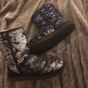 SPARKLY UGGS