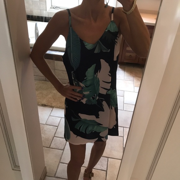 NWT palm print mini dress - Picture 2 of 2