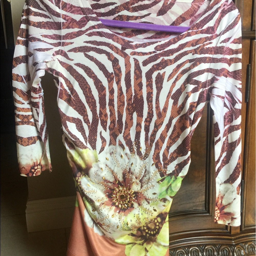 Cache Top-never worn