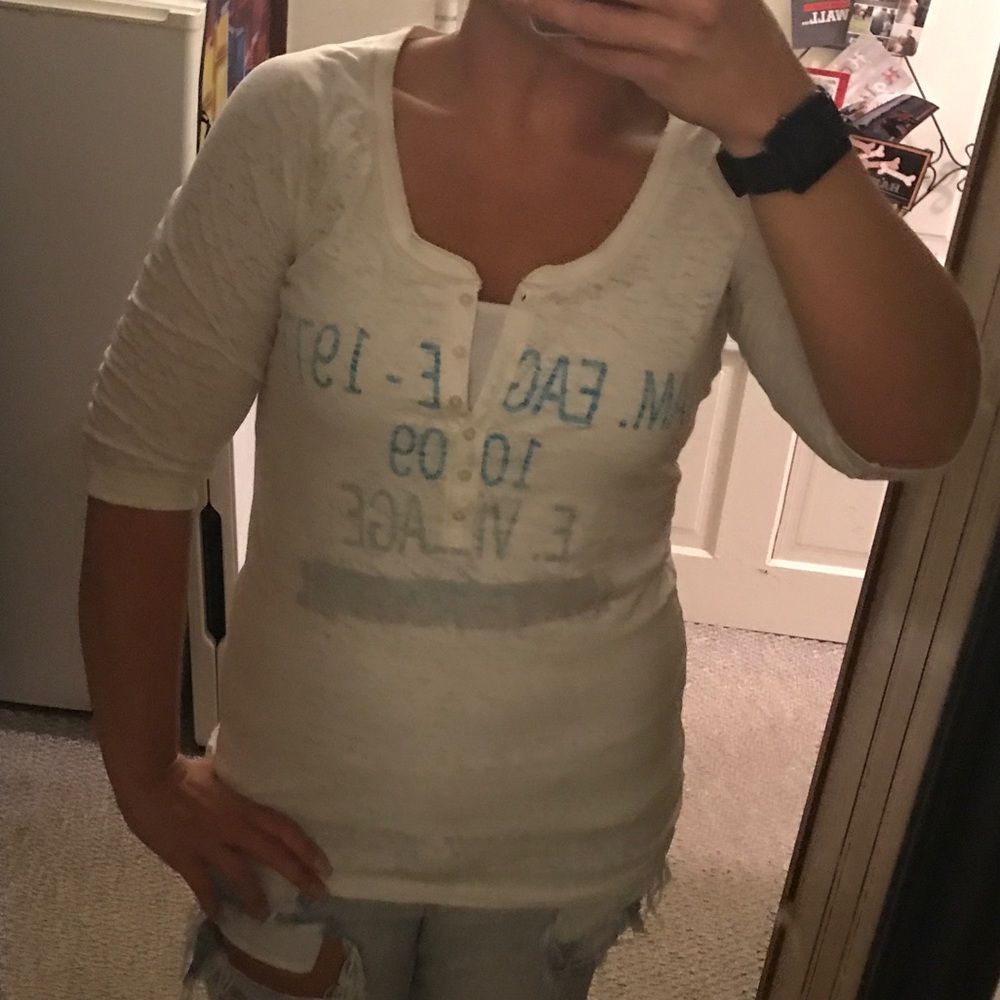 AE White Quarter Sleeve