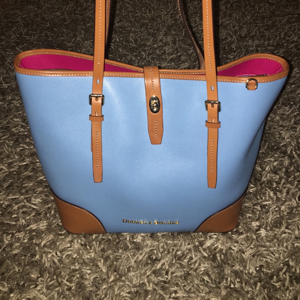 Authentic Dooney & Bourke Handbag