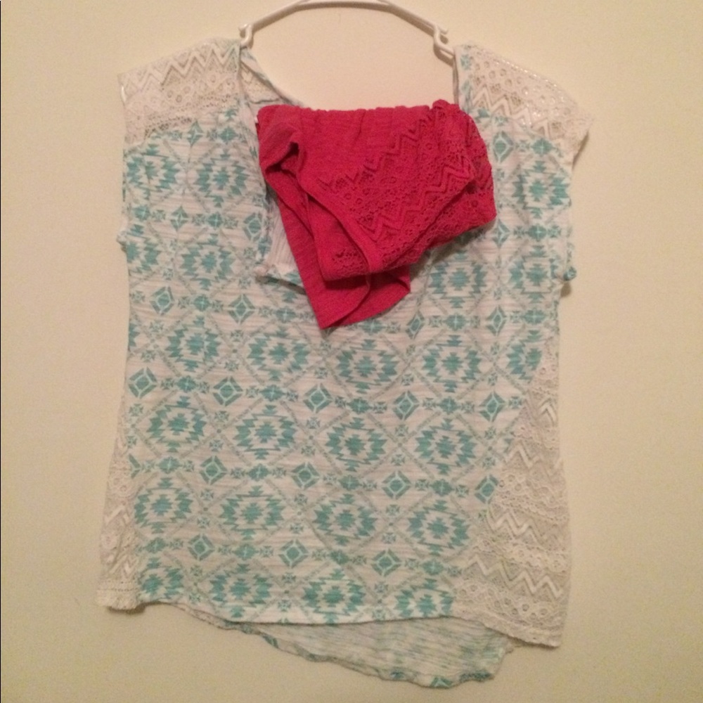 Set of 2 Lacey Shoulder and Side Tee