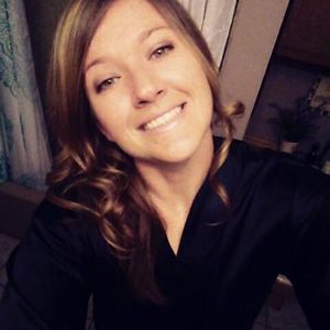 Meet your Posher, Alicia