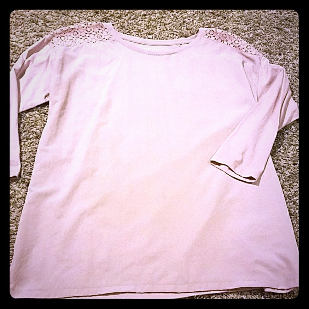 Quarter sleeve cotton top