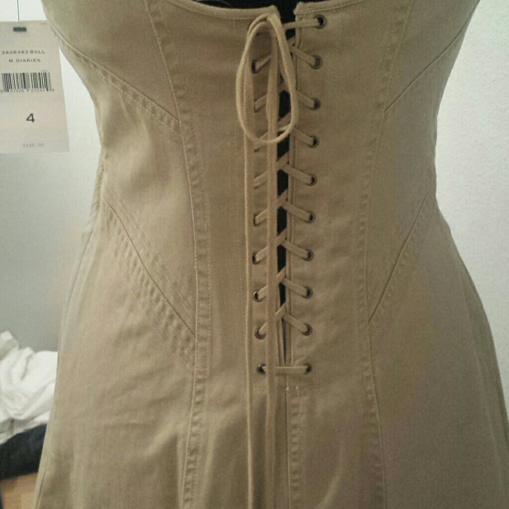 Dress - Picture 2 of 5