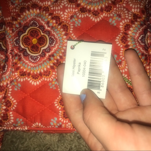 Very Bradley mini hipster paprika. - Picture 5 of 5