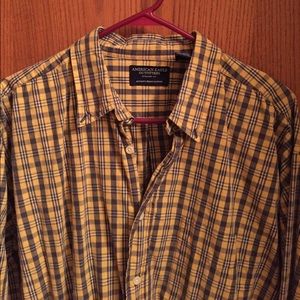 American Eagle Button-down Shirt