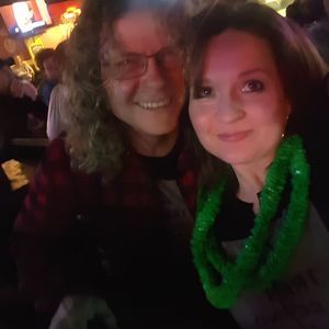 Meet your Posher, Mark julie