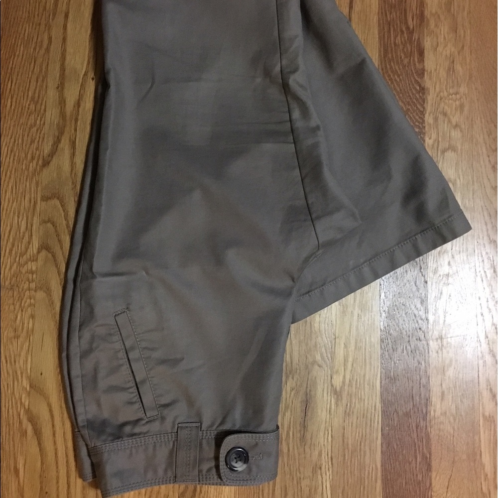 EUC Ann Taylor Curvy Fit Brown Slacks! Lovely!