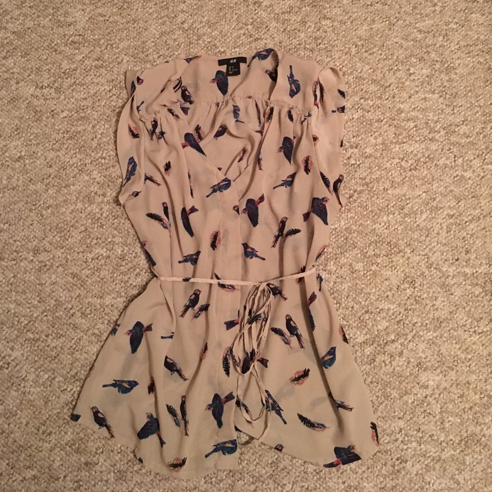 Adorable bird blouse!