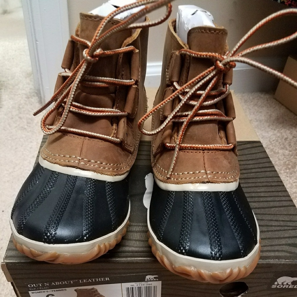 Out n' about leather Sorel rainboots