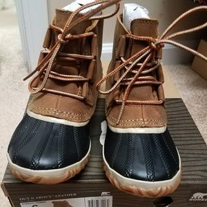 Out n' about leather Sorel rainboots