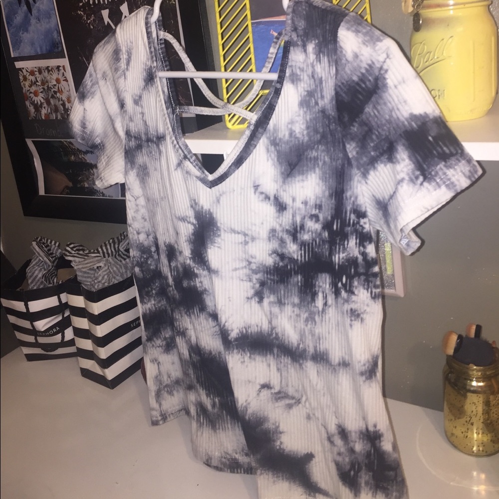 Good quality , tie dye print