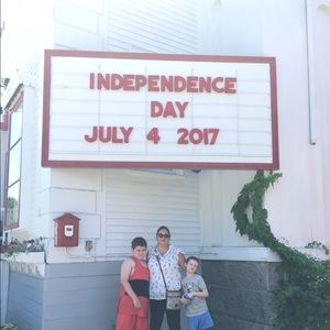 Meet your Posher, Mary collette