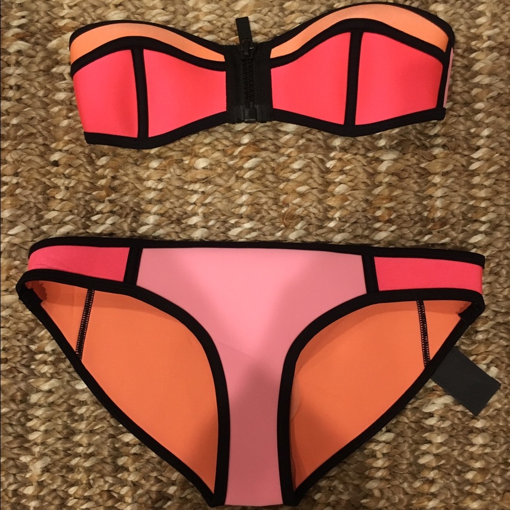 Strawberry Kiss Strapless Bandeau Triangl Bikini