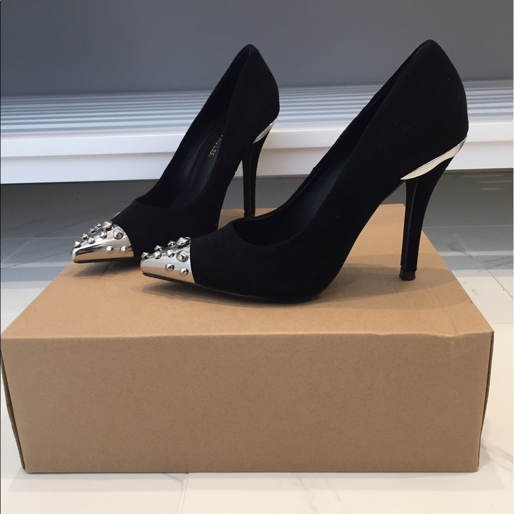 Obsession Rules Heels